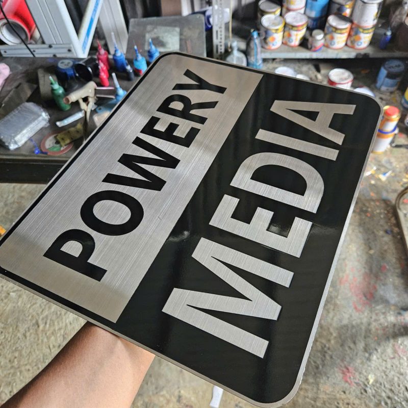 Bảng biển inox ăn mòn giá rẻ 1