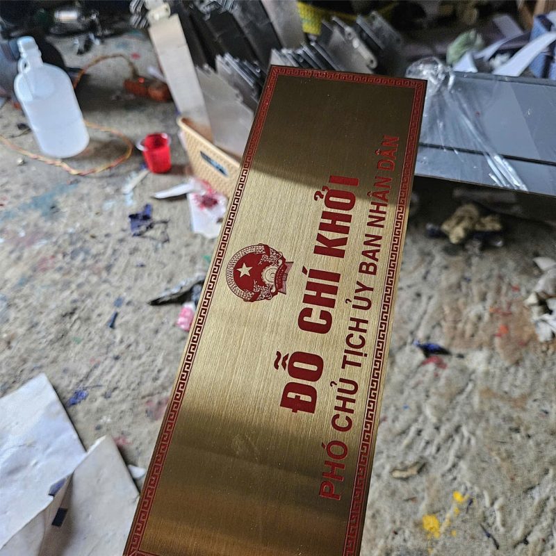 Mẫu biển bảng tên phòng làm việc Giám đốc - CT HĐQT đẹp