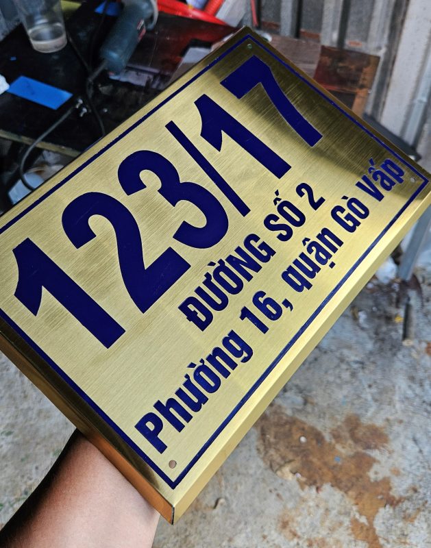 Biển bảng số nhà đẹp bằng inox ăn mòn