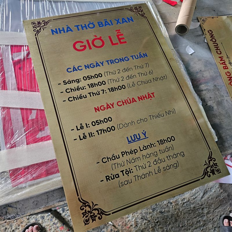 Lam bien bang dong - inox an mon cho nha tho dep cao cao