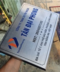 Bien bang hieu cong ty bang inox an mon