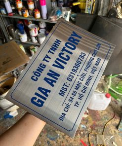 Biển bảng hiệu công ty bằng inox ăn mòn đẹp