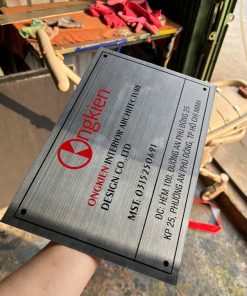 Biển bảng hiệu công ty bằng inox ăn mòn đẹp