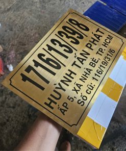 Bien bang so nha bang inox an mon dep gia re